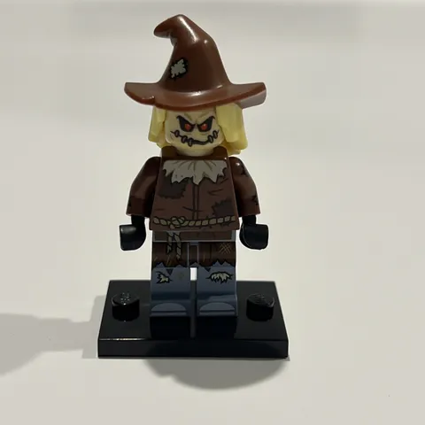 LEGO Scarecrow - 70913 *Brand New, Was Sealed In Case*