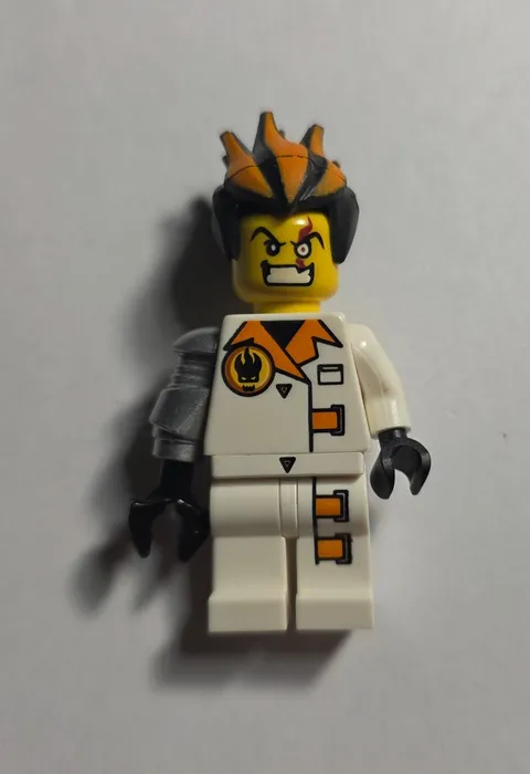 Lego Agents Dr. Inferno Minifigure 8970 Metallic Silver Claw