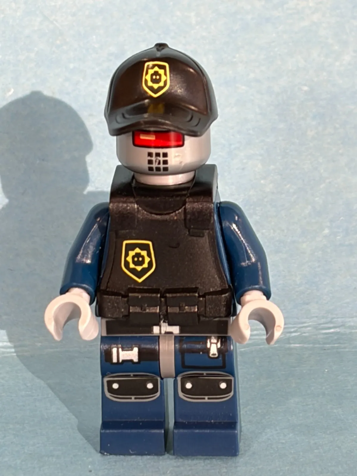 LEGO Movie Minifig tlm100 - Robo SWAT - Scratches on Head/No Cracks