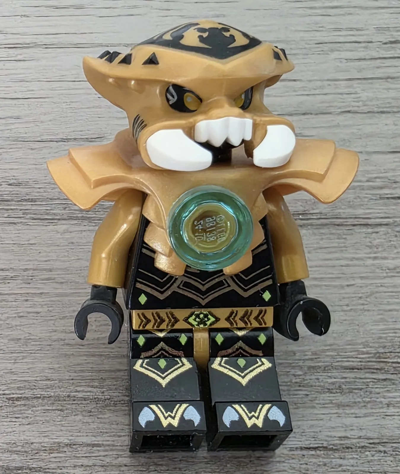 LEGO Scorm scorpion minifigure Legends of Chima 70132 loc056