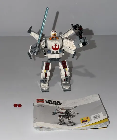 LEGO 75390 Star Wars Luke Skywalker X-Wing Mech Building Set Complete (No Box)