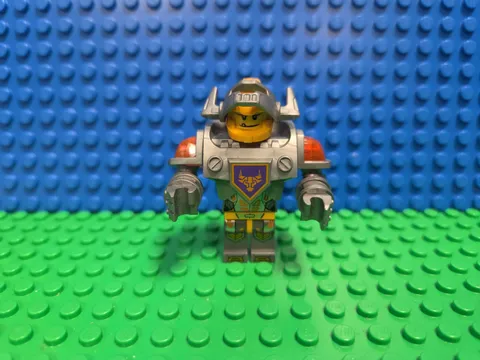 LEGO Axl Minifigure nex007 70322 70323 Nexo Knights CMF Lot Rare Retired Vintage