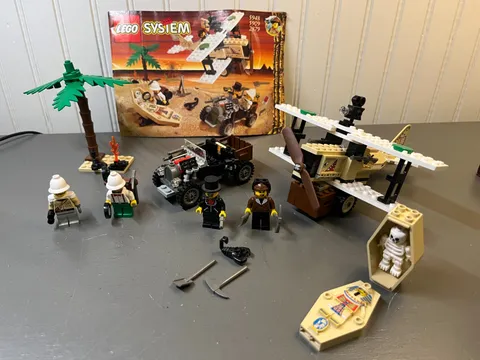 Lego - Adventurers - Desert Expedition #5948 (w/Instructions) COMPLETE!