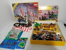 Vintage LEGO 6285 Barracuda, 6273 Rock Island Refuge PARTS w/ 12 Minifigs *READ*