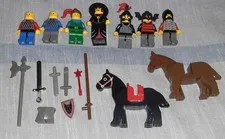 Vintage LEGO Castle Minifigure Lot - Mostly Fright Knights