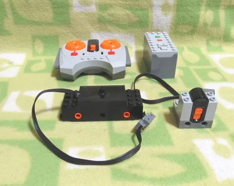LEGO 9V Train Motor Remote Control Battery Box Set