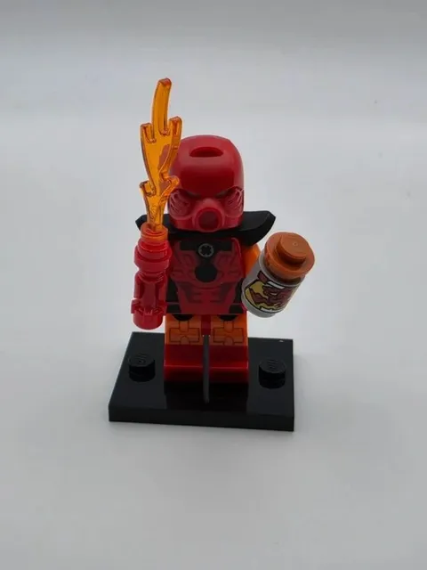LEGO Collectible Minifigure Series 29 - Bionicle Cosplayer Toa Tahu (Complete)