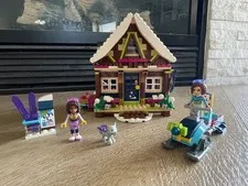LEGO FRIENDS: Snow Resort Chalet (41323)