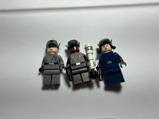 LEGO Minifigure Lot Of 3 Sw0901 Sw0900 Sw0665 Finn Rose Tico Captain Star Wars