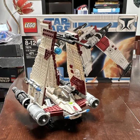 LEGO Star Wars Clone Wars V-19 Torrent 7674 471pc Ages 8-12  w/Box