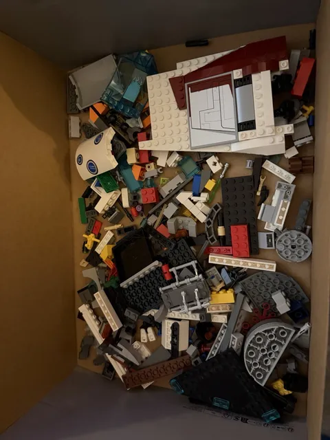 Lego 1lb Pieces Lot Mostly Star Wars Marvel Batman Dc You Get What’s Pictured 16