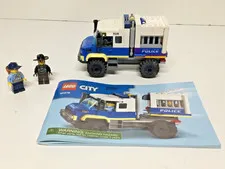 LEGO CITY: Police Prisoner Transport (60276) with 2 Minifigs