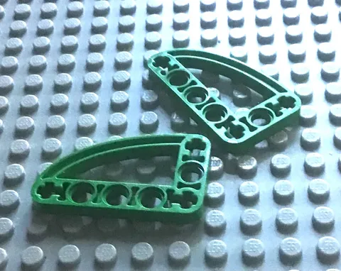 LEGO Green Technic, Liftarm, Modified L-Shape Quarter Ellipse Thin 3 x 5, 32250