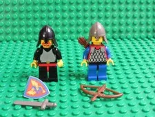 Lot 2 Lego Vintage Black Knight dragon shield sword helmet Castle minifigs MX46