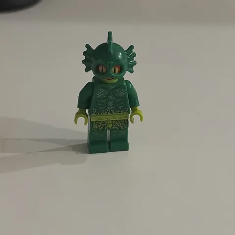 LEGO Minifigures Series 8 Swamp Creature Minifigure MOF014 Retired 2013