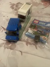 LEGO City Van & Caravan 60117
