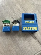 Vintage Lego Duplo Square Base People Police Station Policeman And Guy