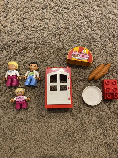 Lego Duplo Lot 3 Figures Bread Plate Door Etc