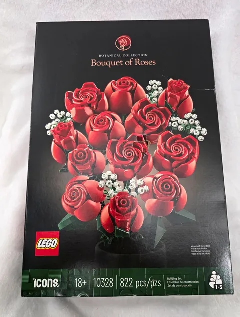 LEGO Icons Botanical Bouquet of Roses 10328 Complete Set 822pcs 18+ 2024