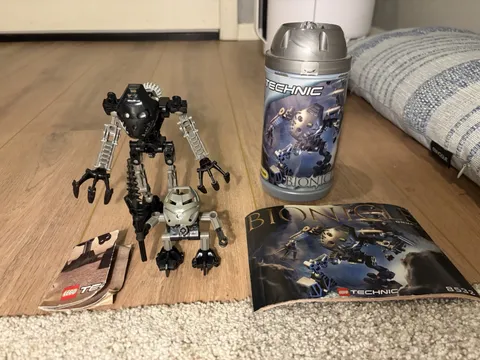 LEGO BIONICLE: Onua (8532)