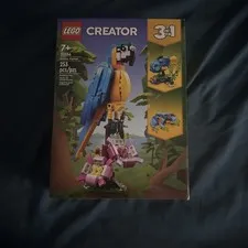 LEGO CREATOR: Exotic Parrot (31136)