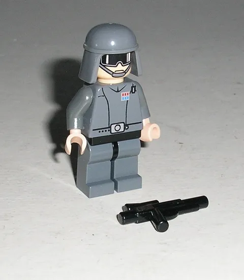 LEGO Star Wars GENERAL MAXIMILLIAN VEERS w/ Helmet Minifigure 10178 *Minty*