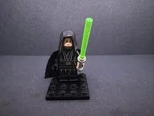 Lego Star Wars Luke Skywalker, Jedi Master (Black Hood and Cape)  (75324) Saber