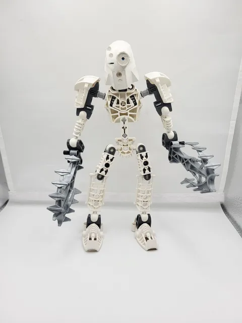 Lego Bionicle - 8606 - Metru Nui - Toa Nuju - Retired Figure - Ships Fast