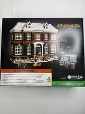 LEGO Ideas Home Alone 21330 Sealed New Complete Christmas House Set FREE SHIP