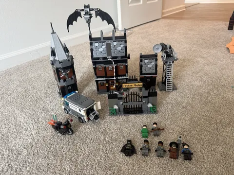 Lego - Batman - Arkham Asylum #7785 Complete Build Read Description ****