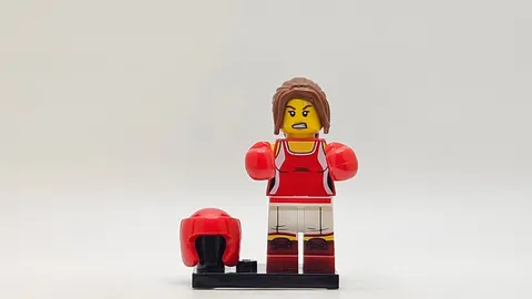 LEGO minifigure Kickboxer col16-8 col251 CMF Series 16 boxing gloves