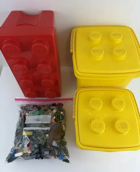 Lot Of 3 Lego Tubs & 2 Lbs Of Legos Yellow And Red Container Duplo Lid & Handles