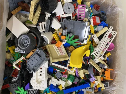 LEGO Bulk Lot Mixed Bricks and Pieces Assorted Colors 14 lbs Pounds Loose