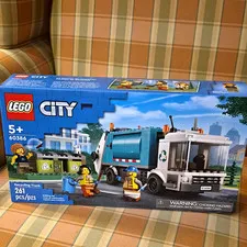 LEGO City 60386 Recycling Truck Complete Set 261 pcs Ages 5+