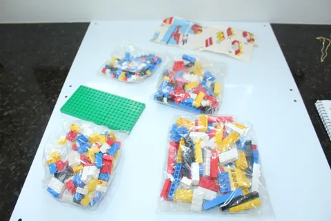 Vintage Lego's Lot of 4 Sealed Misc Bags Building Blocks Multi Color 1# 5oz