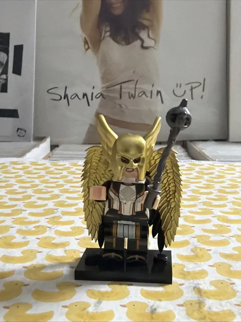 HAWKGIRL LEGO MINIFIG dc comics hawkman justice society superman isabela merced