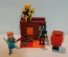 LEGO 21266 Minecraft The Nether Lava Battle Set Used Complete No Box or Manual