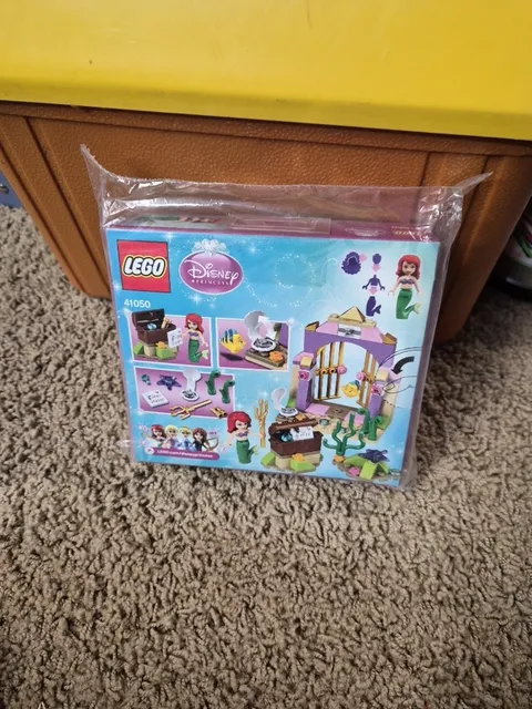 Lego - Disney - 41050 - Ariel's Amazing Treasures -Complete - Instructions new
