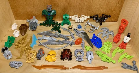 Lego Bionicle Hero Parts Lot Masks Weapons Torsos Squid Cordak Blaster Thornax