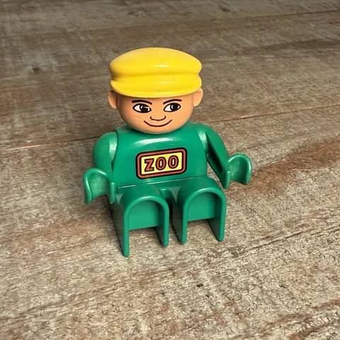 Duplo Lego Zoo Keeper Man Worker 2.5" Green Outfit Yellow Hat Figure
