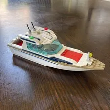 LEGO CITY #60221: Diving Yacht | Yacht Only | Sold As Pictured | Fast Shipping!!