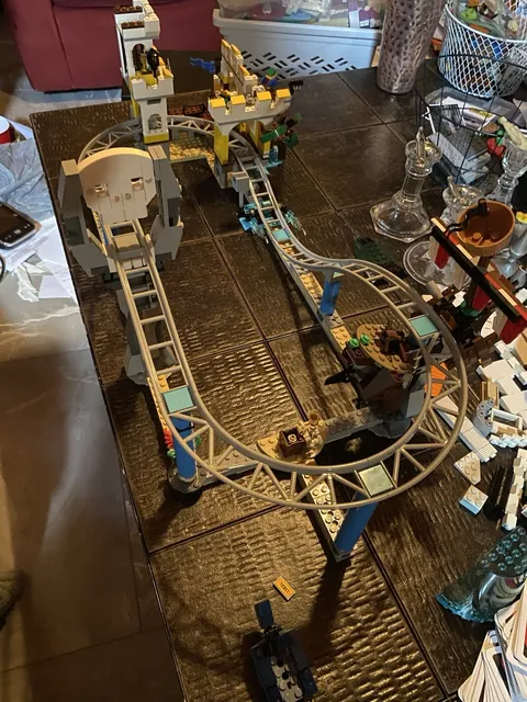 LEGO CREATOR: 3-in-1 Pirate Roller Coaster (31084) 99.9% Complete