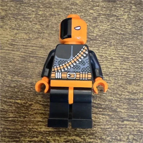 Custom Lego dc deathstroke . By minifighaven. Neww!! Padprinted