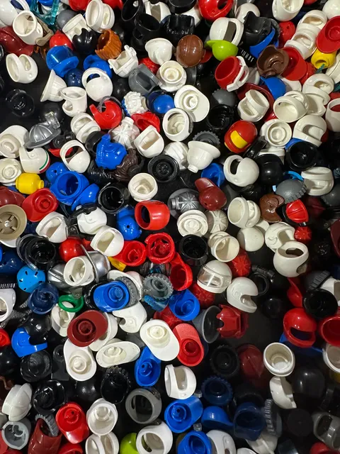 Preowned Bulk LEGO® Minifigure Hats, Hair or Headpieces - 1oz