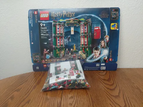 LEGO Harry Potter: The Ministry of Magic (76403) Complete w/minifigs & Box