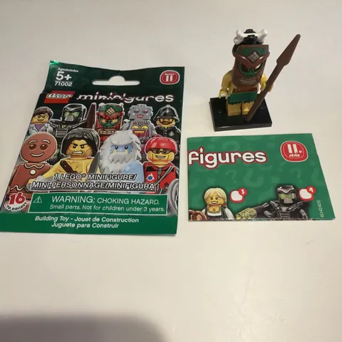 LEGO Series 11 Island Warrior 71002