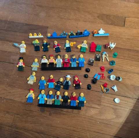 Huge LEGO Minifigure Parts & Accessories Lot 27 Completef Figs, Jack-o'-lantern 