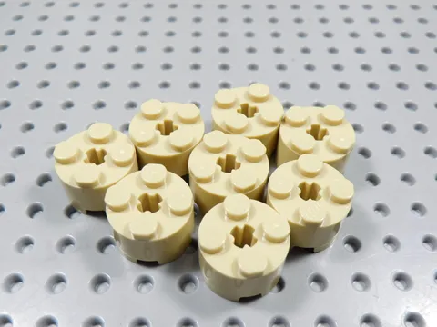 LEGO Lot of 8 Tan Round 2x2 Bricks w/ Axle Hole BC