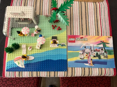 LEGO System 6411 Paradisa Sand Dollar Cafe 100% Complete with Instructions