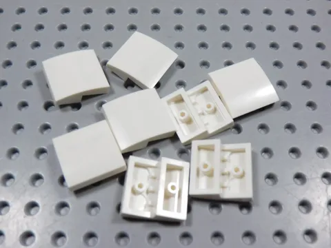 LEGO Lot of 8 White 2x2 Curved Slopes No Studs BB